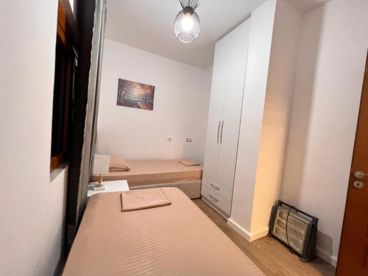 Arteg Apartments ดูร์เรส ภายนอก รูปภาพ