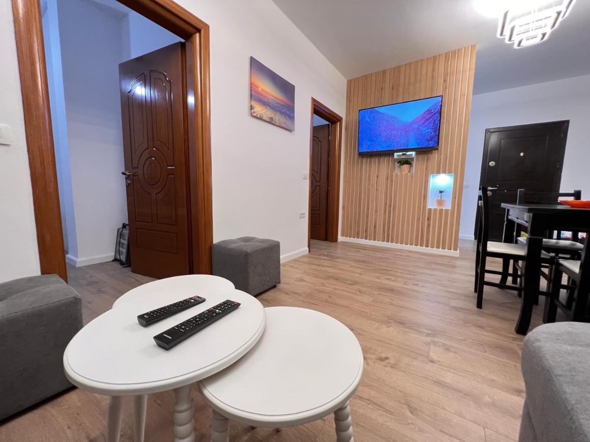 Arteg Apartments ดูร์เรส ภายนอก รูปภาพ