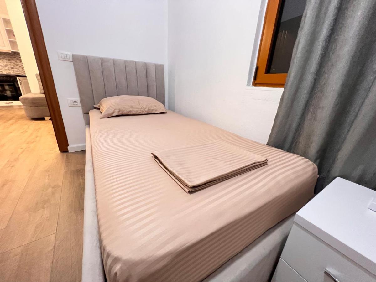 Arteg Apartments ดูร์เรส ภายนอก รูปภาพ