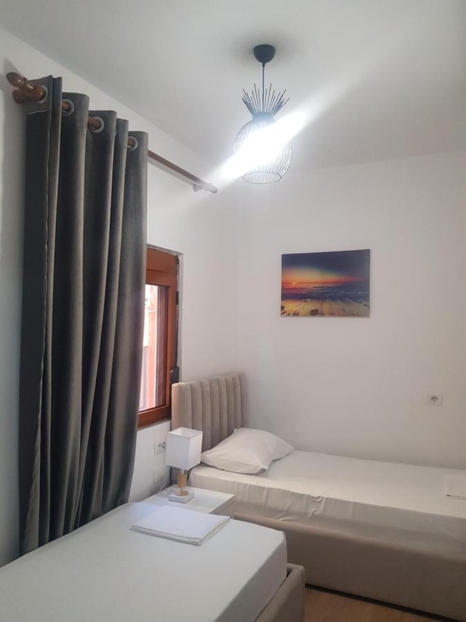 Arteg Apartments ดูร์เรส ภายนอก รูปภาพ